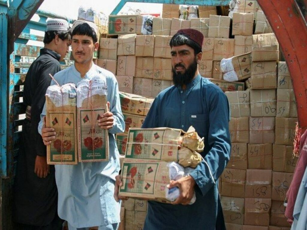 صادرات 1.6 میلیارد دلاری افغانستان در ۱۰ ماه امسال.