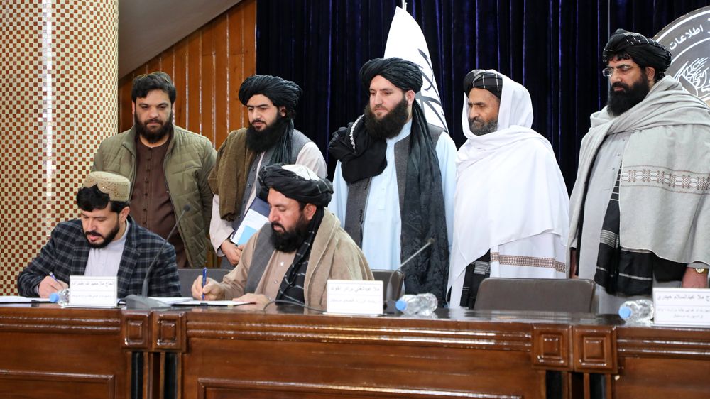 قرارداد ۲ میلیارد افغانی وزارت حمل‌ونقل افغانستان با بخش خصوصی