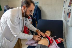 ابتلای ۱۶۰ هزار نفر به بیماری «عفونت حاد تنفسی» در افغانستان