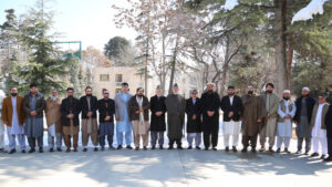 «حامد کرزی» خواهان توجه جهان به وضعیت آموزش در افغانستان شد