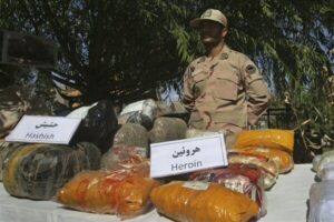 شاهد کاهش قابل توجه قاچاق مواد مخدر از افغانستان نیستیم