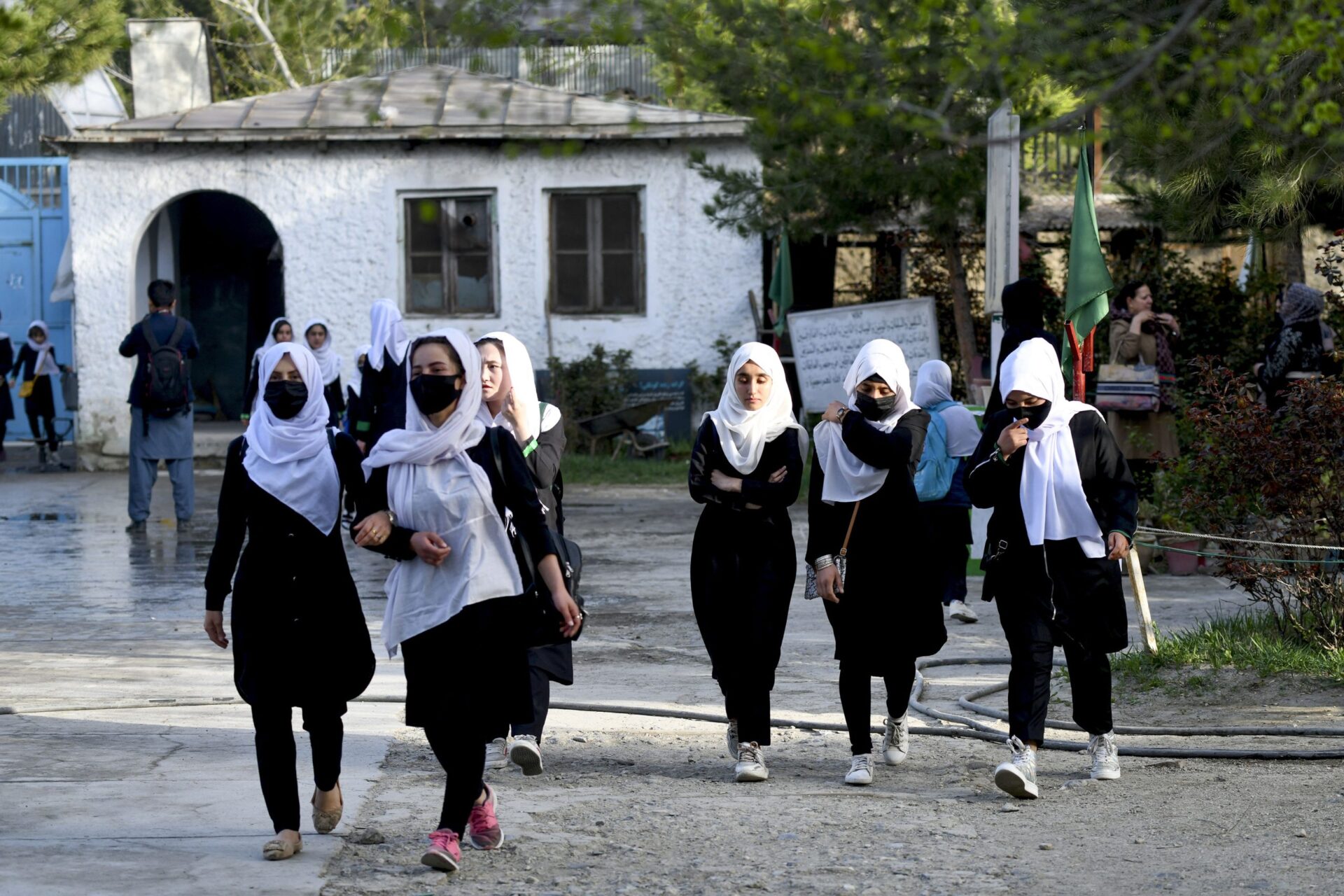 فرسایش خاموش طبقه متوسط شهری افغانستان؛ بحرانی که نادیده گرفته می‌شود