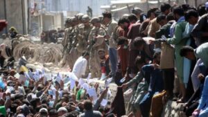 انتقال عامل حمله انتحاری فرودگاه کابل از هند به افغانستان-عبدالرحمن لوگری- ایراف