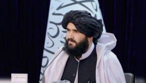 رییس اداره پاسپورت طالبان شایعات درباره بازداشت خود را رد کرد