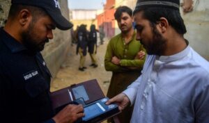 منع تردد شهروندان افغانستان در پیشاور در ایام عید و محرم