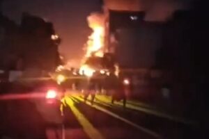 انفجار و آتش‌سوزی در شهر مزارشریف-ایراف