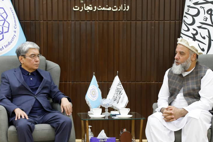 تقویت همکاری تجاری محور دیدار وزیر صنعت طالبان و سفیر قزاقستان در کابل