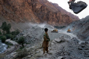 سرمایه‌گذاری یک میلیارد افغانی در معادن افغانستان